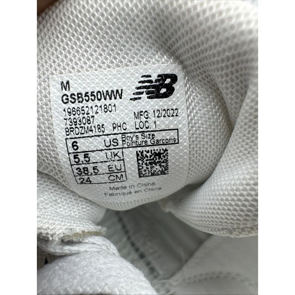 New balance 550 Boys Size 6 GSB550WW Triple White Sneakers Shoes